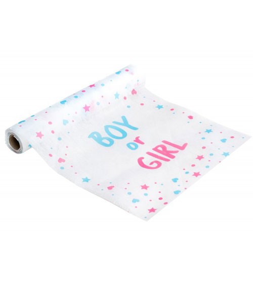 Weißer Tischläufer für die Gender Reveal Party mit „Boy or Girl“ Aufdruck, Pünktchen, Herzen und Sternen in pastelligem Rosa und Hellblau. Aus Polyestervlies.