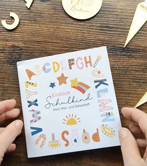 Mein Mal- und Rätselheft - Endlich Schulkind - 14,5 x 14,5 cm