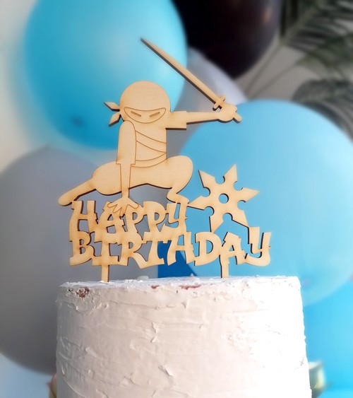 Cake-Topper aus Holz "Ninja - Happy Birthday"