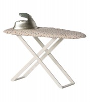 Bügelbrett mit Bügeleisen aus Metall - 12 x 7,5 x 4,5 cm