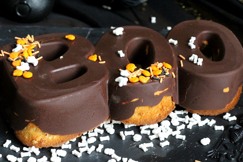 Erschrecken süß: der Boo Kuchen Erschrecken süß: der Boo Kuchen