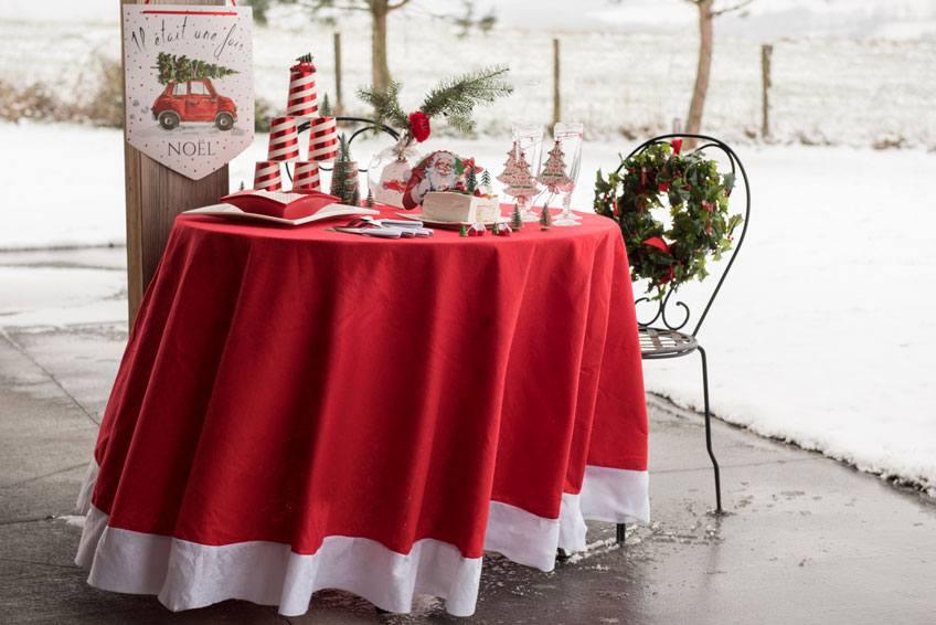 Tolle Weihnachts-Tischdecke - So entsteht Festtagsgefühl Tolle Weihnachts-Tischdecke - So entsteht Festtagsgefühl