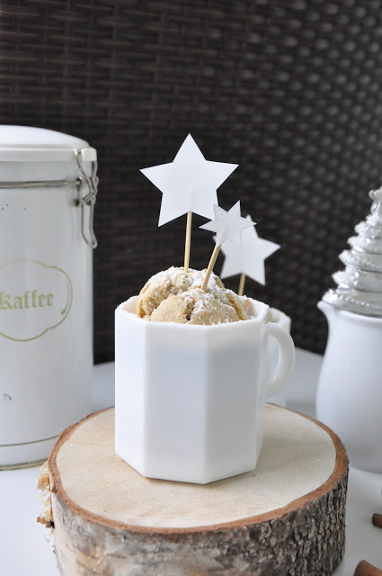 Eine weihnachtliche Wohltat! Leckerer Stollen aus der Tasse Eine weihnachtliche Wohltat! Leckerer Stollen aus der Tasse