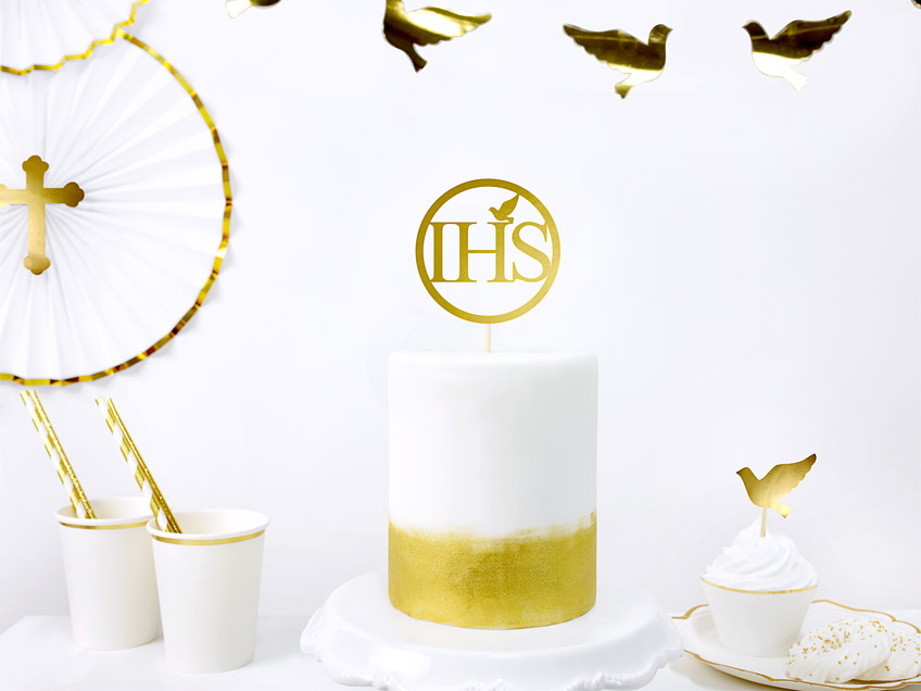 Das Symbol IHS ist ganz typisch für die Kommunion und als Cake-Topper eine schöne Idee Das Symbol IHS ist ganz typisch für die Kommunion und als Cake-Topper eine schöne Idee