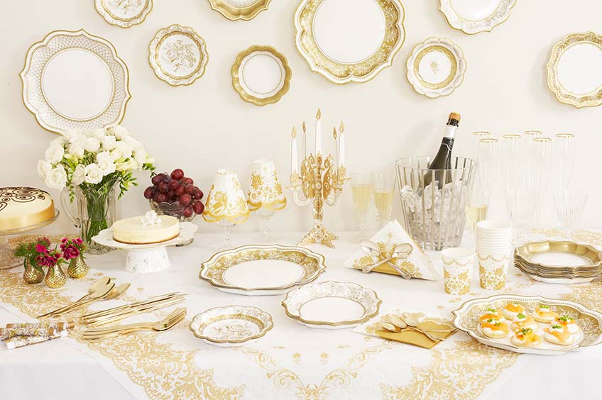 Party Porzellan sieht unglaublich elegant aus - königlicher Look, ganz praktisch zu handhaben Party Porzellan sieht unglaublich elegant aus - königlicher Look, ganz praktisch zu handhaben