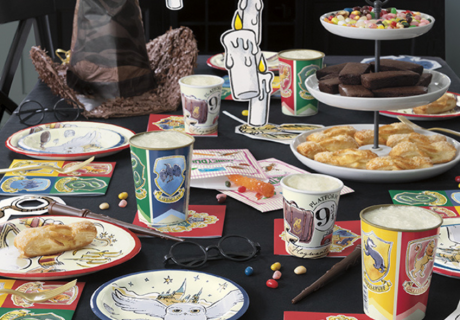 Verzauber Fans von Harry Potter und Hogwarts mit dieser coolen Partydeko!